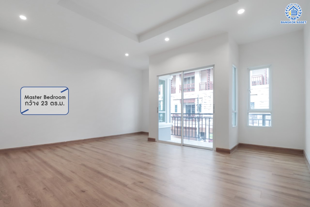 บ้านมือสองตกแต่งใหม่ ม.นนทรีเพลส พระราม5-นครอินทร์ ทาวน์โฮม 3 ชั้น เนื้อที่ 19.5 ตร.ว. ฟังก์ชัน 3 ห้องนอน 3 ห้องน้ำ 2 ที่จอดรถ พร้อม Living Room กว้างขวาง เดินทางสะดวก เข้า-ออกได้หลายเส้นทาง ทั้ง ถ.ราชพฤกษ์ และ ถ.ติวานนท์ ใกล้ทางด่วน "ศรีรัช" และรถไฟฟ้า "สถานีแยกติวานนท์"